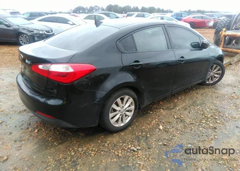 2015 Kia Forte Lx z USA, uszkodzony, nr VIN KNAFX4A65F5385175